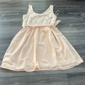 Peach and lace dress from forever 21